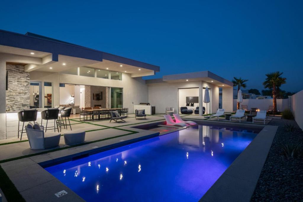 Coachella Desert Oasis ideal for Work-from-Anywhere & Pool