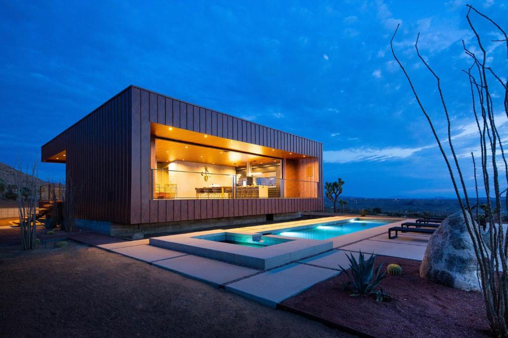 Stunning Joshua Tree Retreat with Private Pool & Cowboy Tub